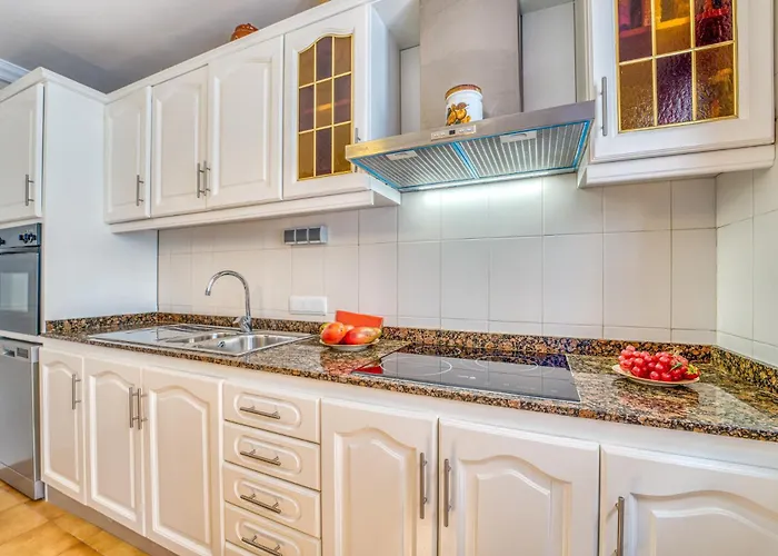 Ideal Mallorca - Christin 卡拉纳雅达